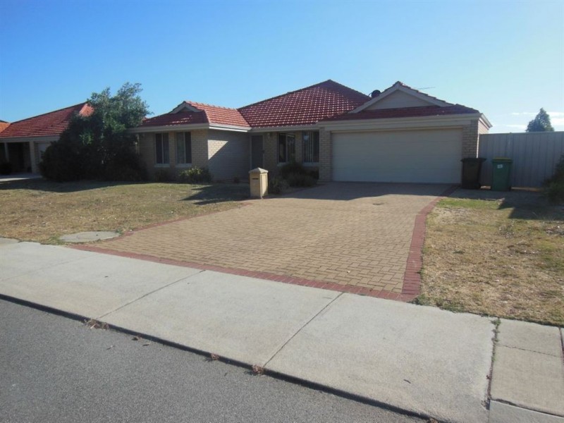 16 Fallon Place, Seville Grove WA 6112