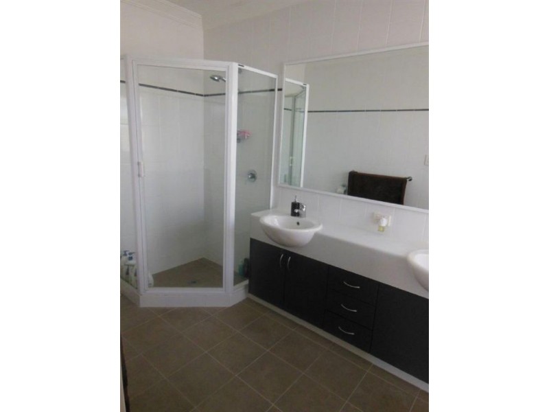 23 Zamia Loop, Falcon WA 6210