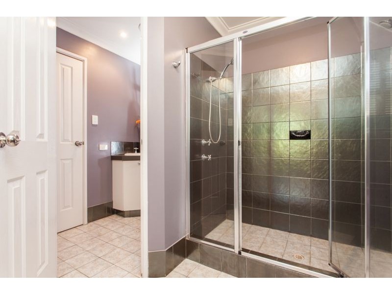 11 Provincial Mews, Bibra Lake WA 6163