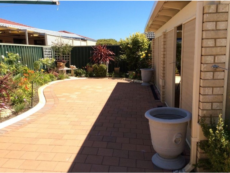 4 Tryall Ave, Port Kennedy WA 6172