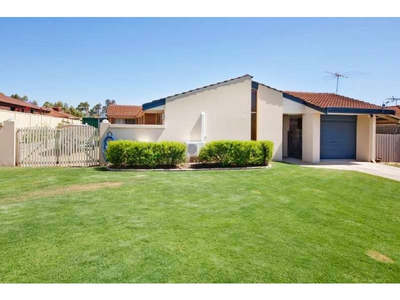 6 Bracken Way, Bibra Lake WA 6163