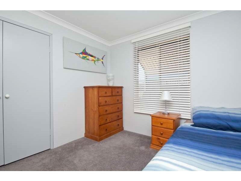 6 Bracken Way, Bibra Lake WA 6163