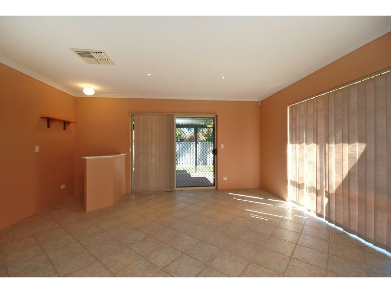 3 Rason Court, Seville Grove WA 6112