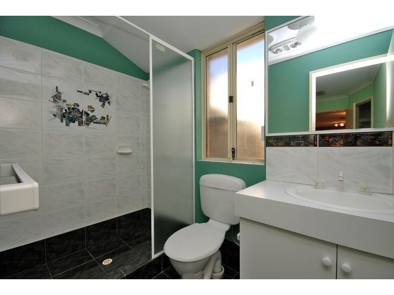 3 Rason Court, Seville Grove WA 6112