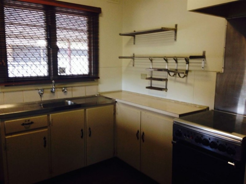 32 Clenham Way, Kelmscott WA 6111