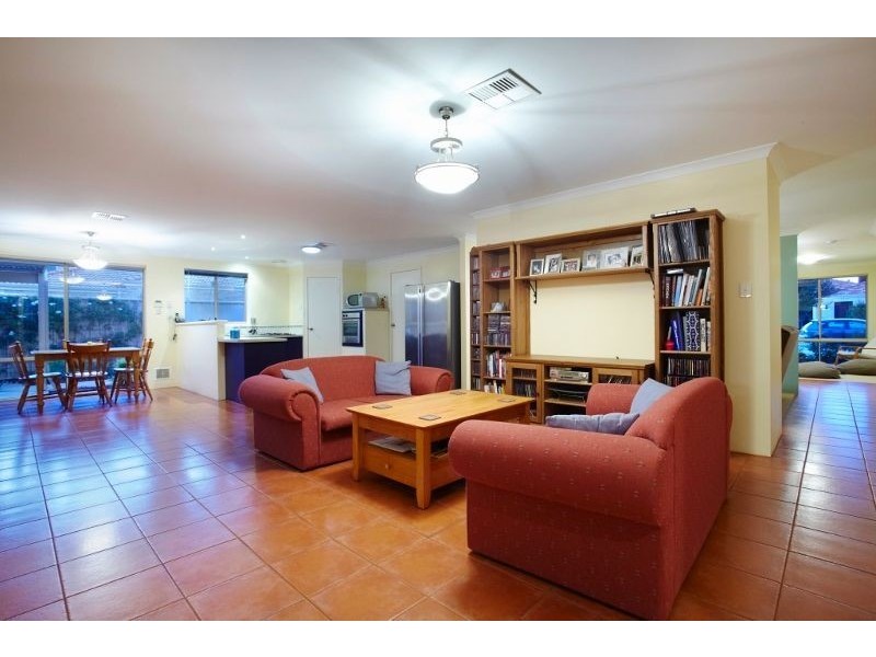 3 Northfield Crescent, Canning Vale WA 6155