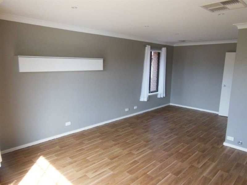 76 Stalker Road, Gosnells WA 6110