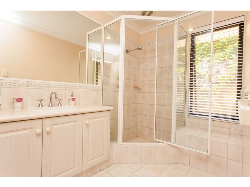 1 Everglades Close, Bibra Lake WA 6163