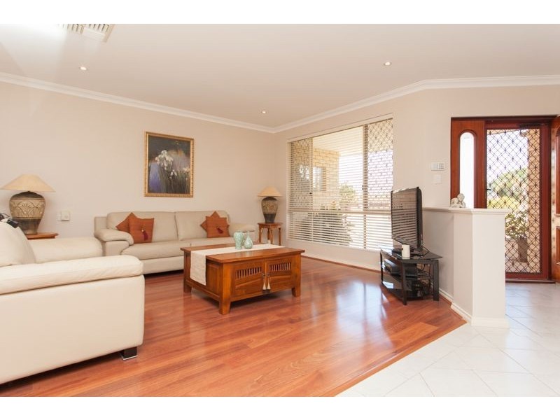 26 Tolley Court, Hamilton Hill WA 6163