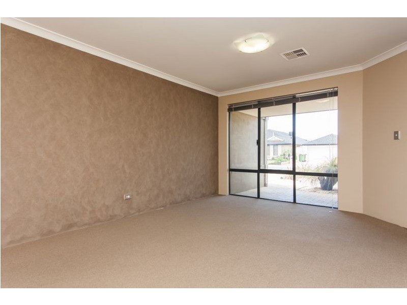 11 Calgary Street, Southern River WA 6110