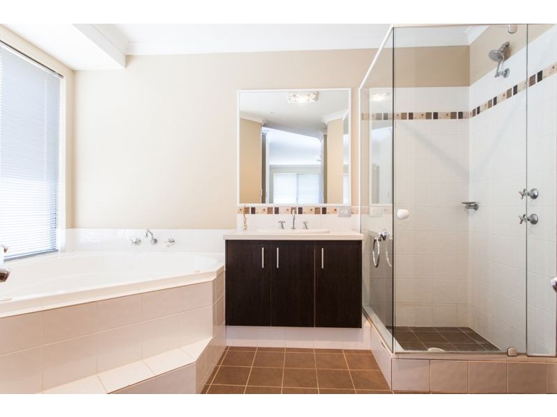 11 Calgary Street, Southern River WA 6110