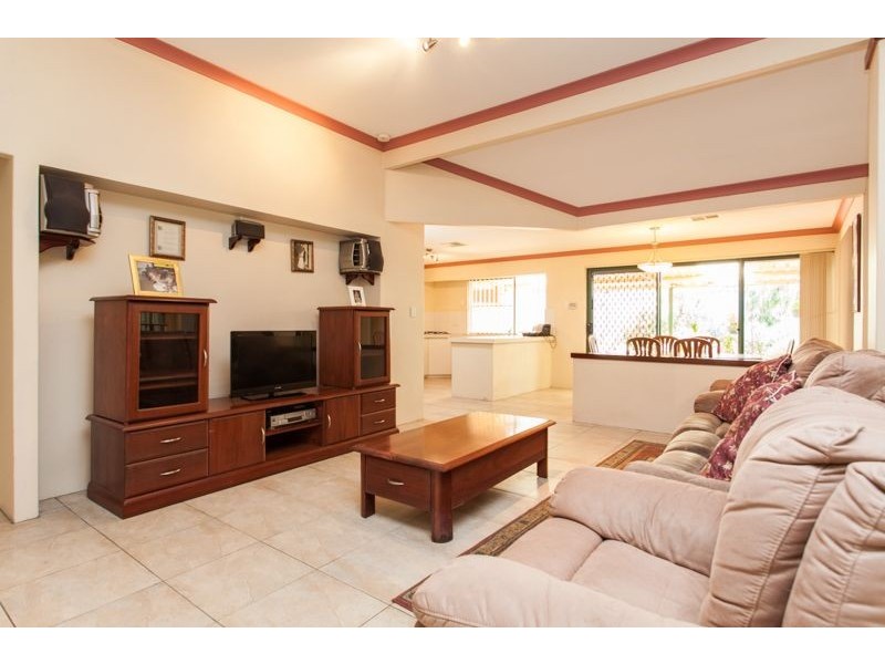 47 Deller Drive, Bibra Lake WA 6163