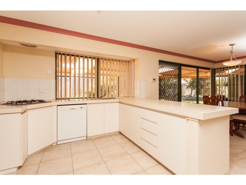 47 Deller Drive, Bibra Lake WA 6163