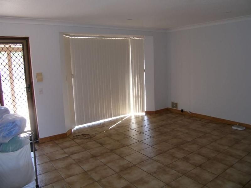 4 Abdale Court, Camillo WA 6111