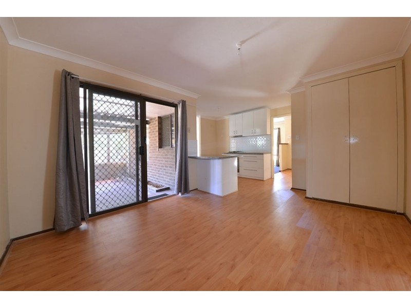 16 Sherlock Close, Gosnells WA 6110