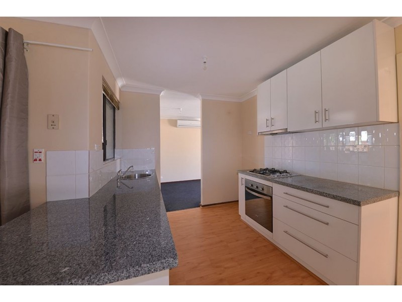 16 Sherlock Close, Gosnells WA 6110