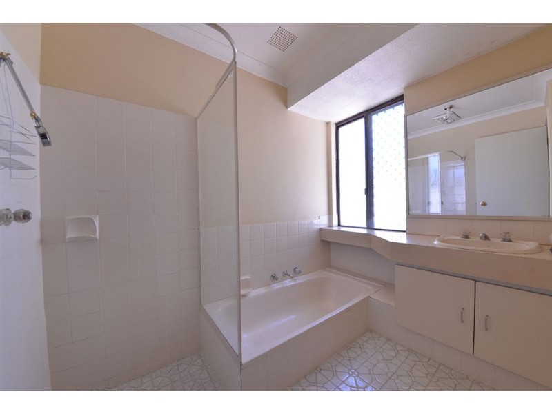 16 Sherlock Close, Gosnells WA 6110