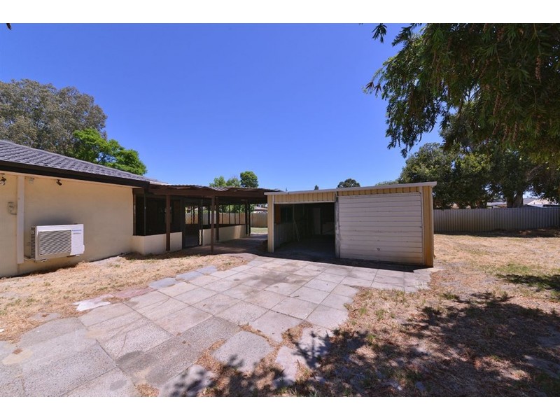 16 Sherlock Close, Gosnells WA 6110