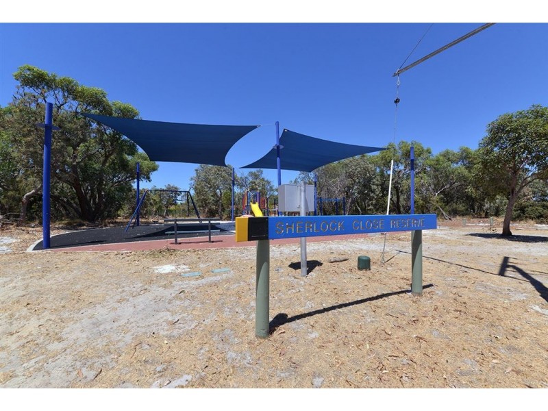 16 Sherlock Close, Gosnells WA 6110