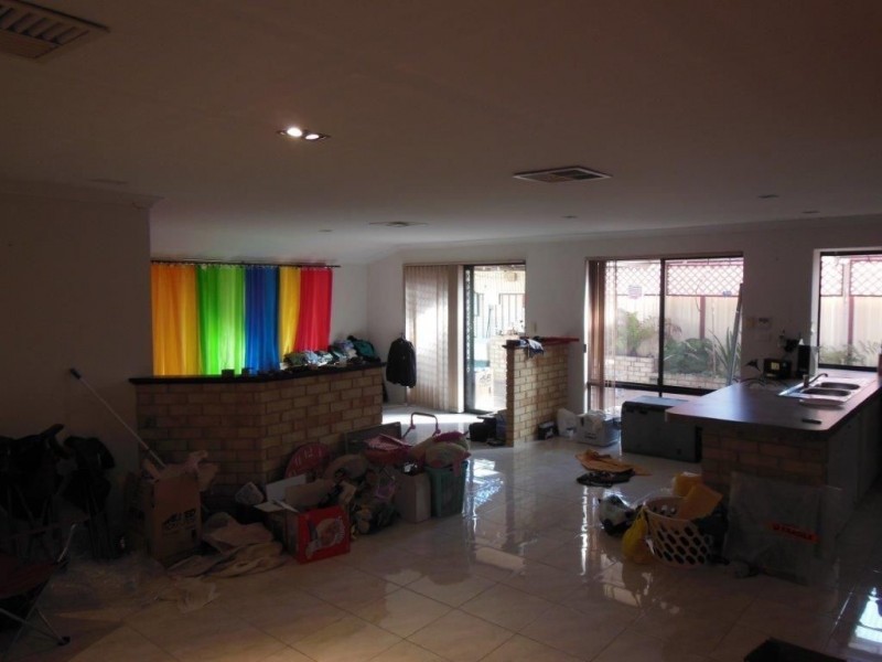 13 Bullock Court, Huntingdale WA 6110