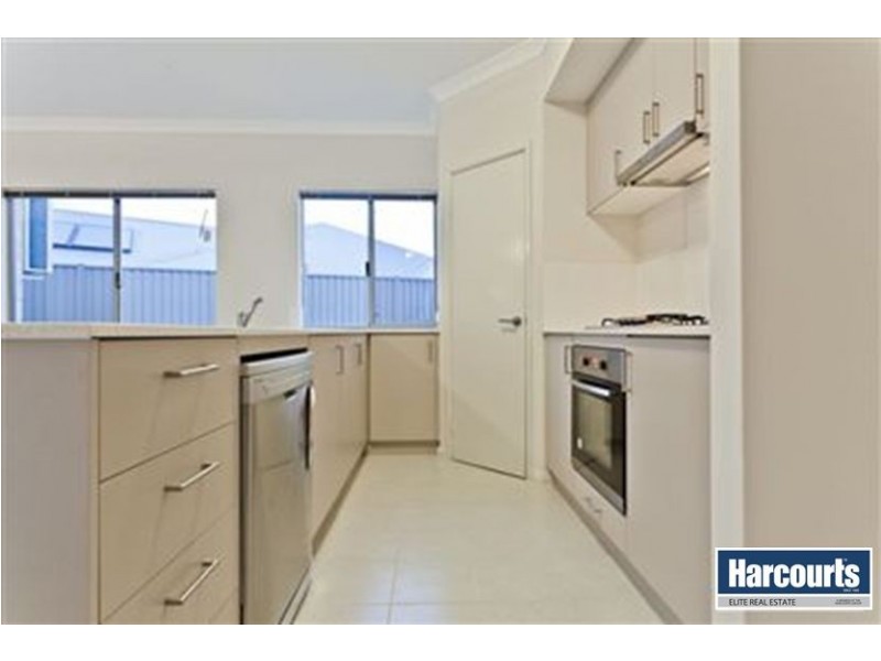 3 Ewens Pass, Wandi WA 6167