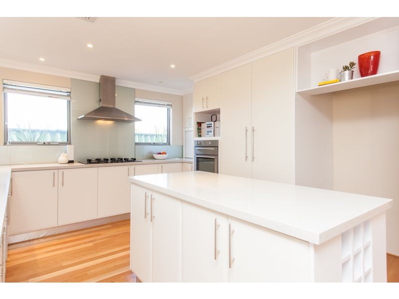 20 Joshua Close, Bibra Lake WA 6163