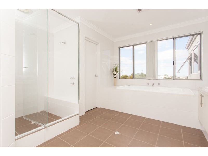 20 Joshua Close, Bibra Lake WA 6163