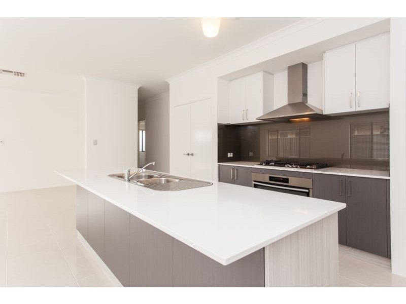 32 Camballin Street, Harrisdale WA 6112