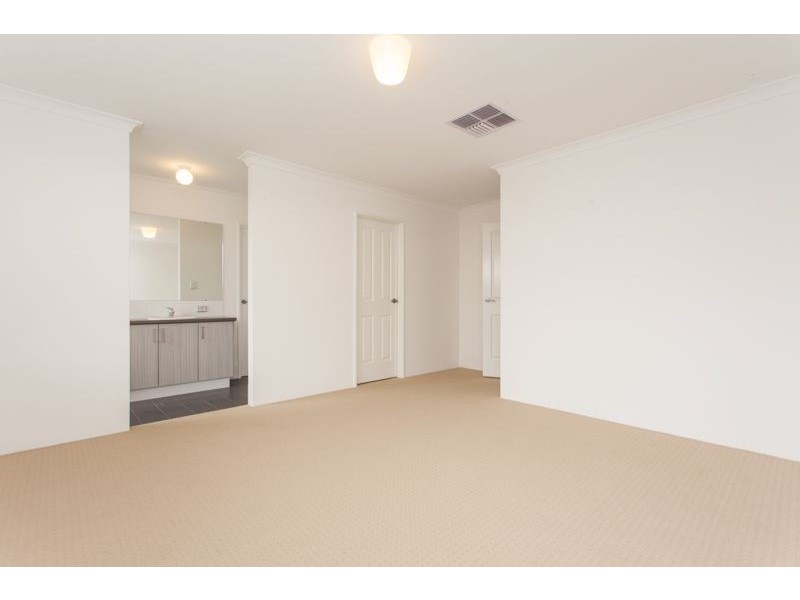 32 Camballin Street, Harrisdale WA 6112