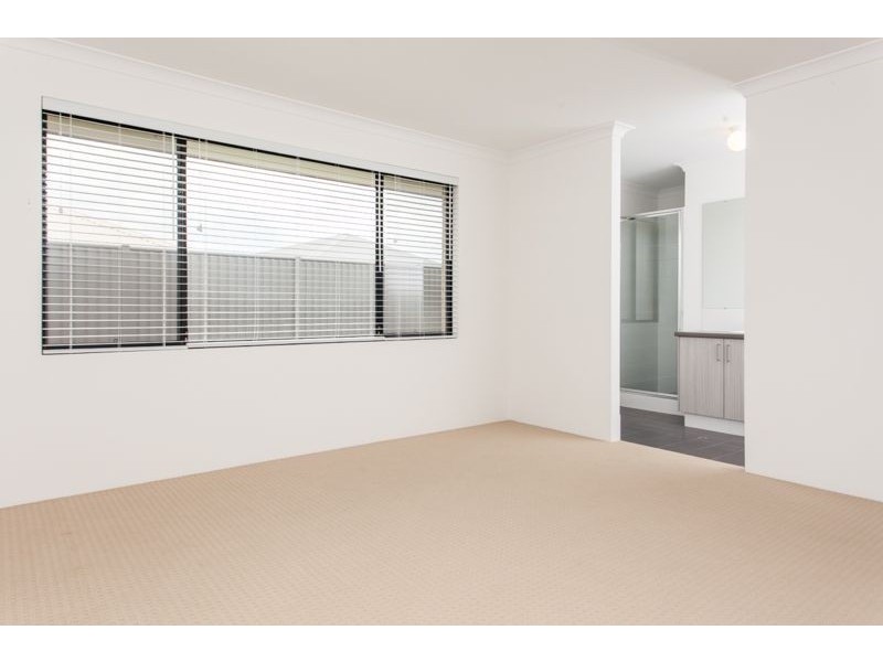 32 Camballin Street, Harrisdale WA 6112