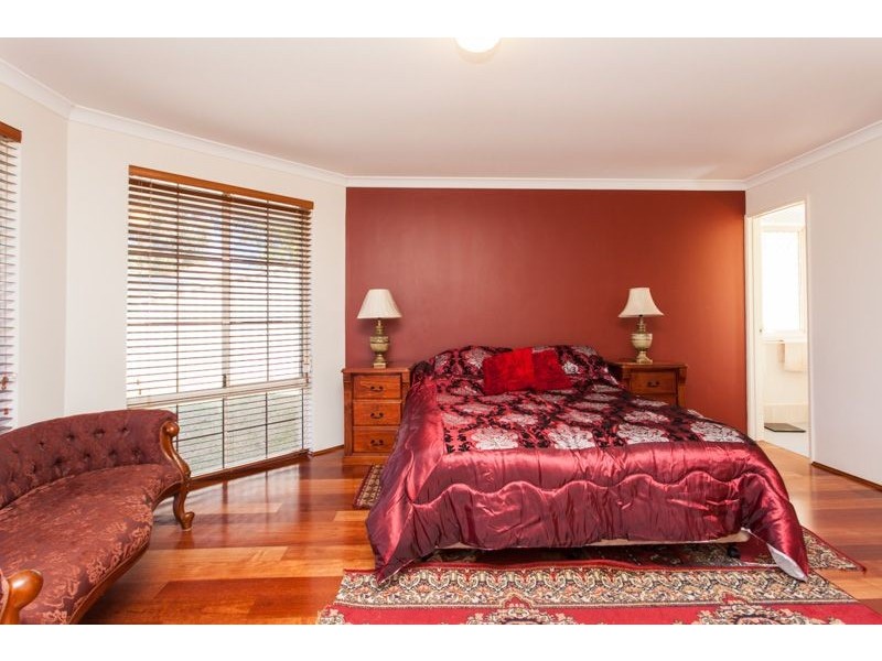 13 Provincial Mews, Bibra Lake WA 6163