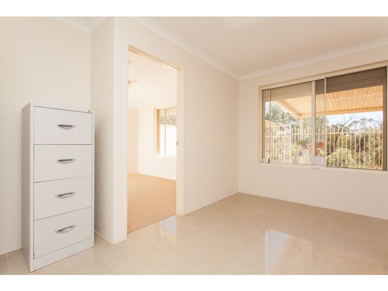 13 Provincial Mews, Bibra Lake WA 6163