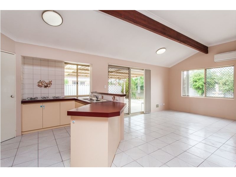 48 Brown Crescent, Seville Grove WA 6112