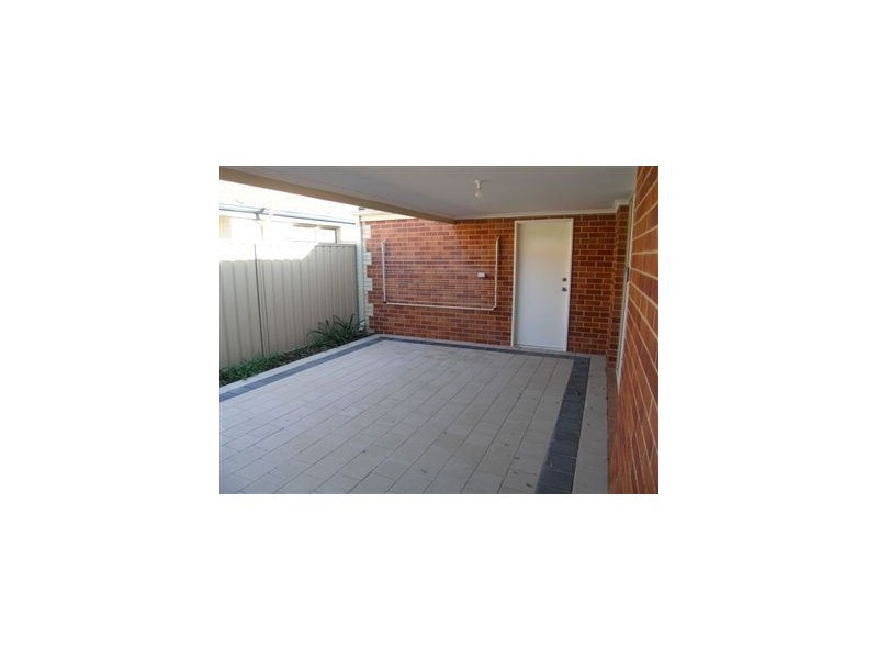 4/33 Seaforth Avenue, Gosnells WA 6110