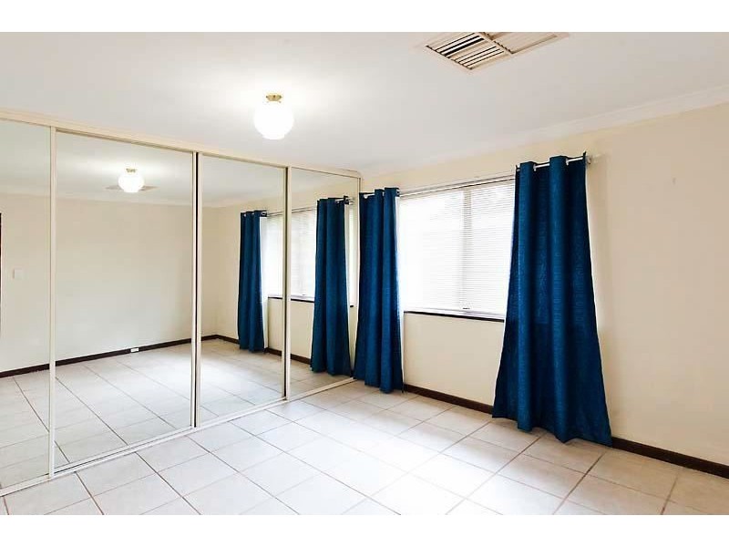 53 Ward Crescent, Kelmscott WA 6111