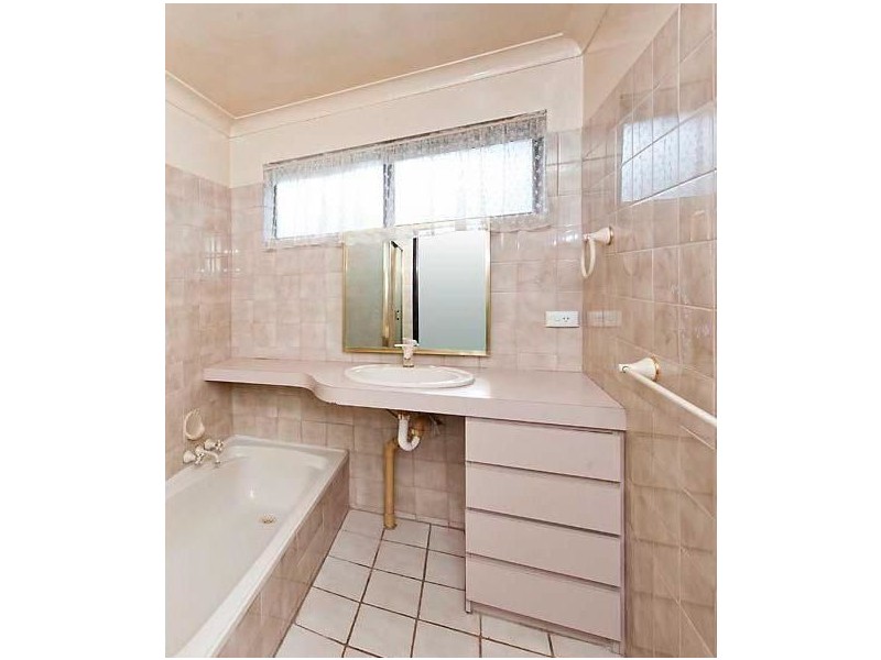 53 Ward Crescent, Kelmscott WA 6111