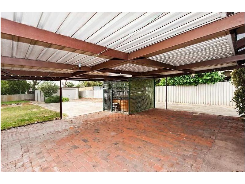 53 Ward Crescent, Kelmscott WA 6111