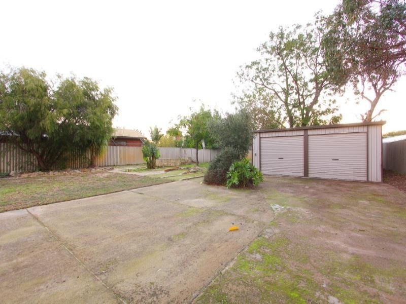 53 Ward Crescent, Kelmscott WA 6111