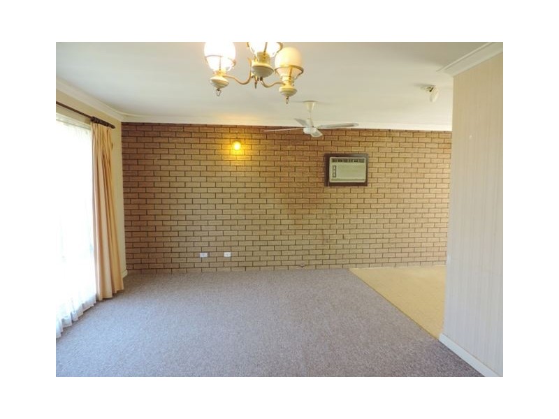 12 Pictor Court, Rockingham WA 6168