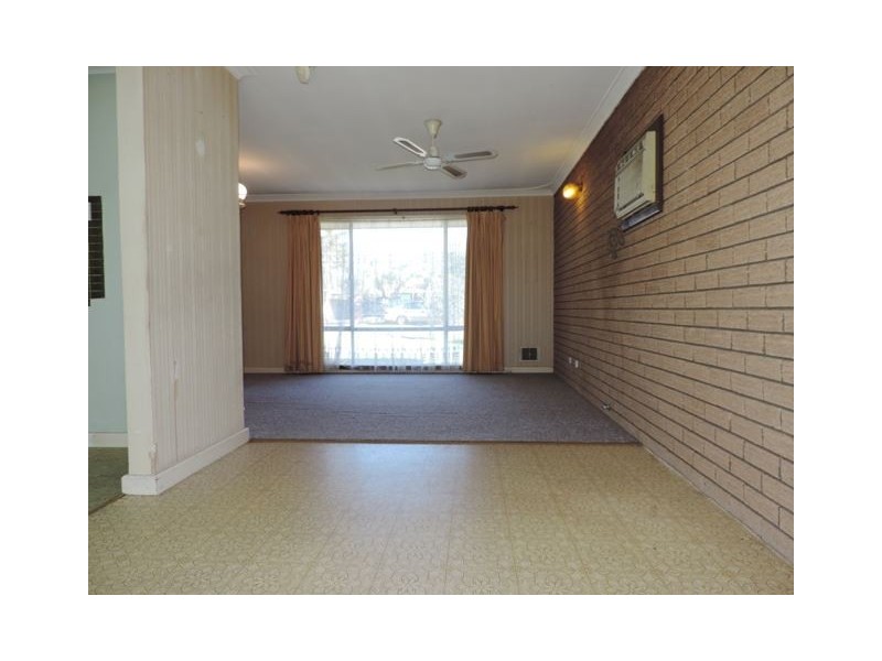 12 Pictor Court, Rockingham WA 6168