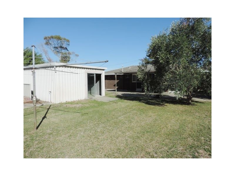12 Pictor Court, Rockingham WA 6168