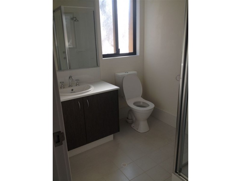 100 Riva Entrance, Piara Waters WA 6112