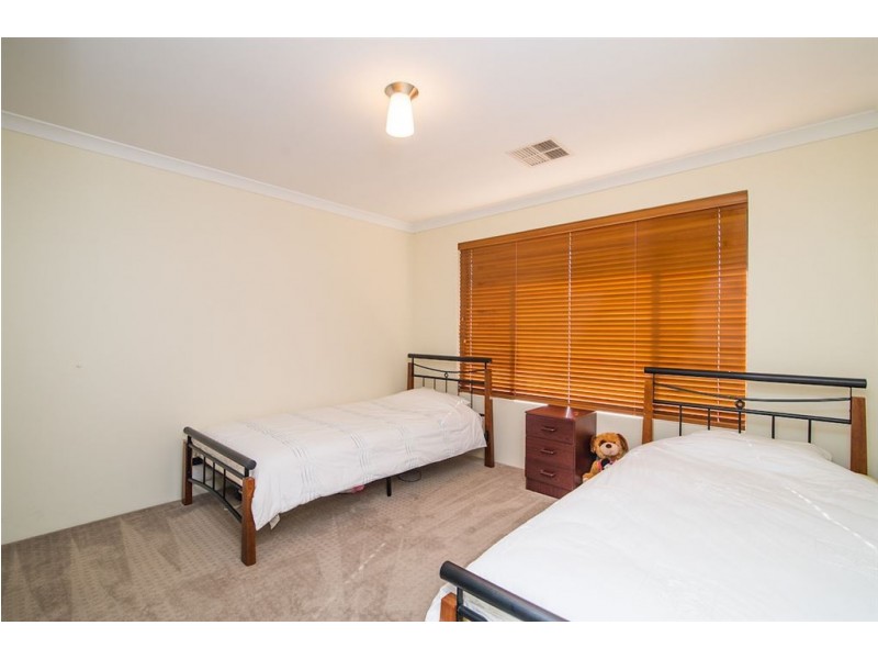 87 Harpenden Street, Huntingdale WA 6110