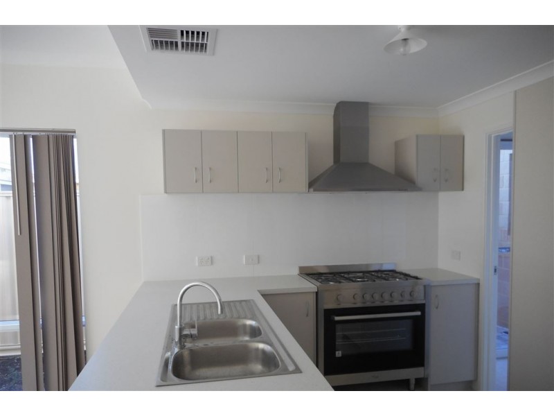22A Bunratty Link, Canning Vale WA 6155