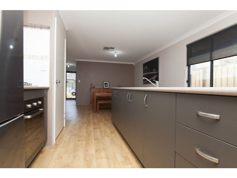 54 Warrilow Loop, Canning Vale WA 6155