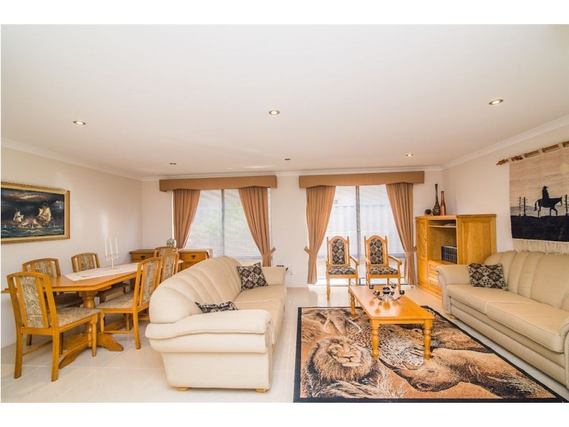 5 Southacre Drive, Canning Vale WA 6155