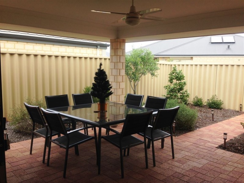 282 Wright Road, Harrisdale WA 6112