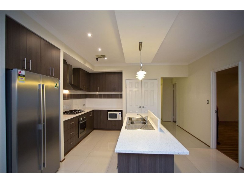 28 Splendid Gardens, Harrisdale WA 6112