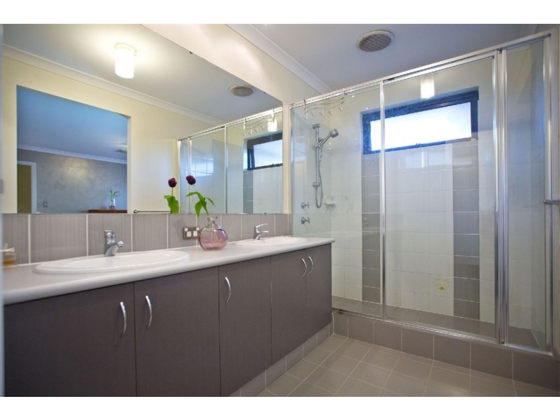 28 Splendid Gardens, Harrisdale WA 6112