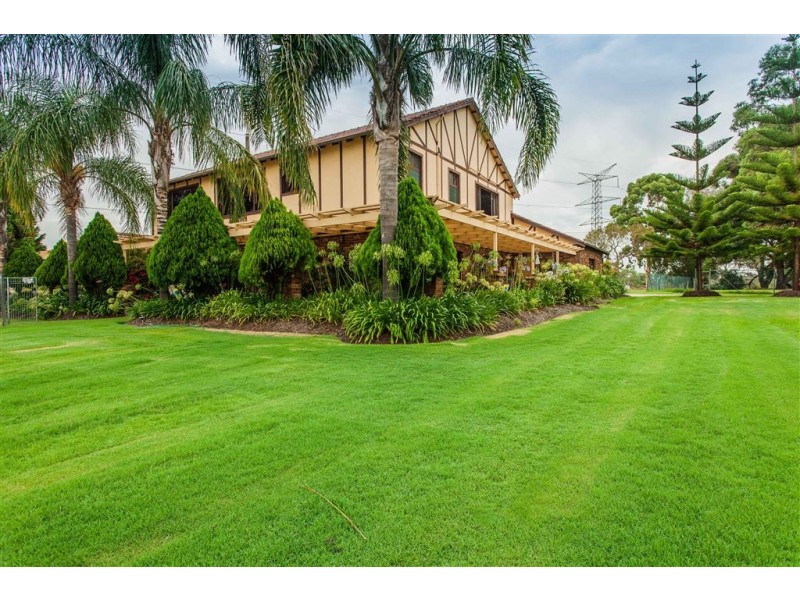 981 Anketell Road, Oakford WA 6121